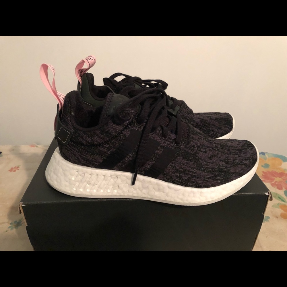 Adidas NMD R2